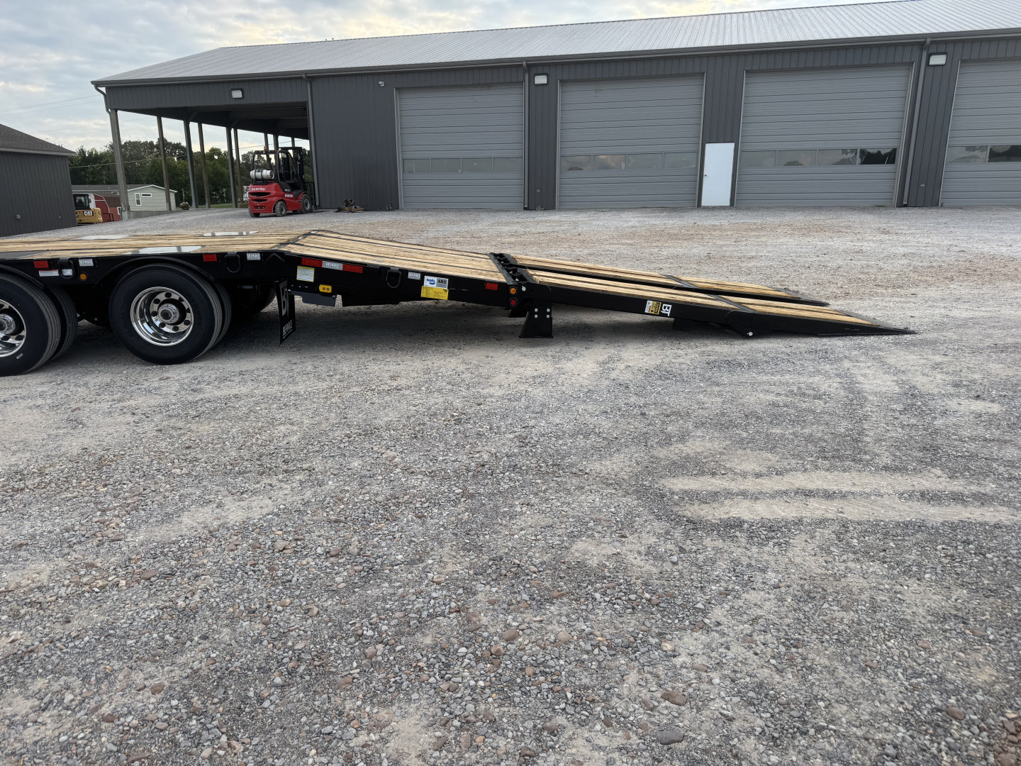 New 2026 Behnke 102"x31' 20 TON Pintle Hitch Tag Trailer *HYD BI FOLD RAMPS*