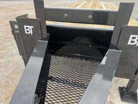 New 2026 Behnke 102"x31' 20 TON Pintle Hitch Tag Trailer *HYD BI FOLD RAMPS*
