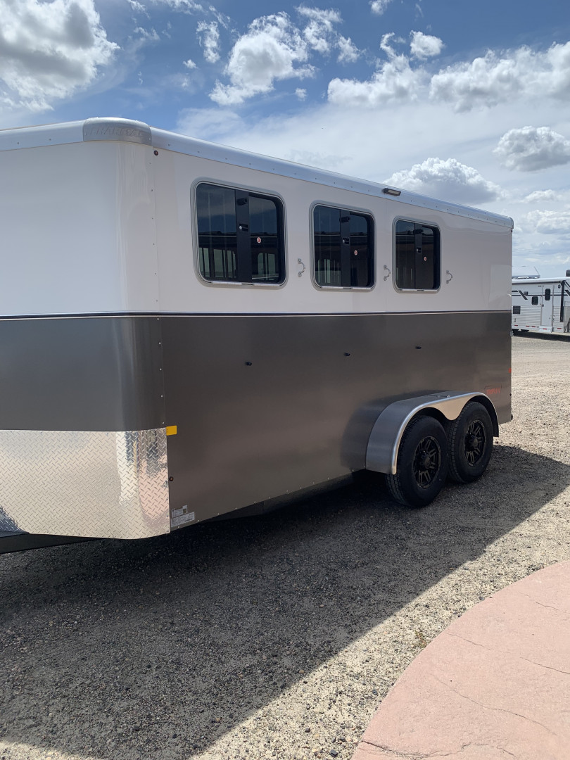 2025 Rover photo 5