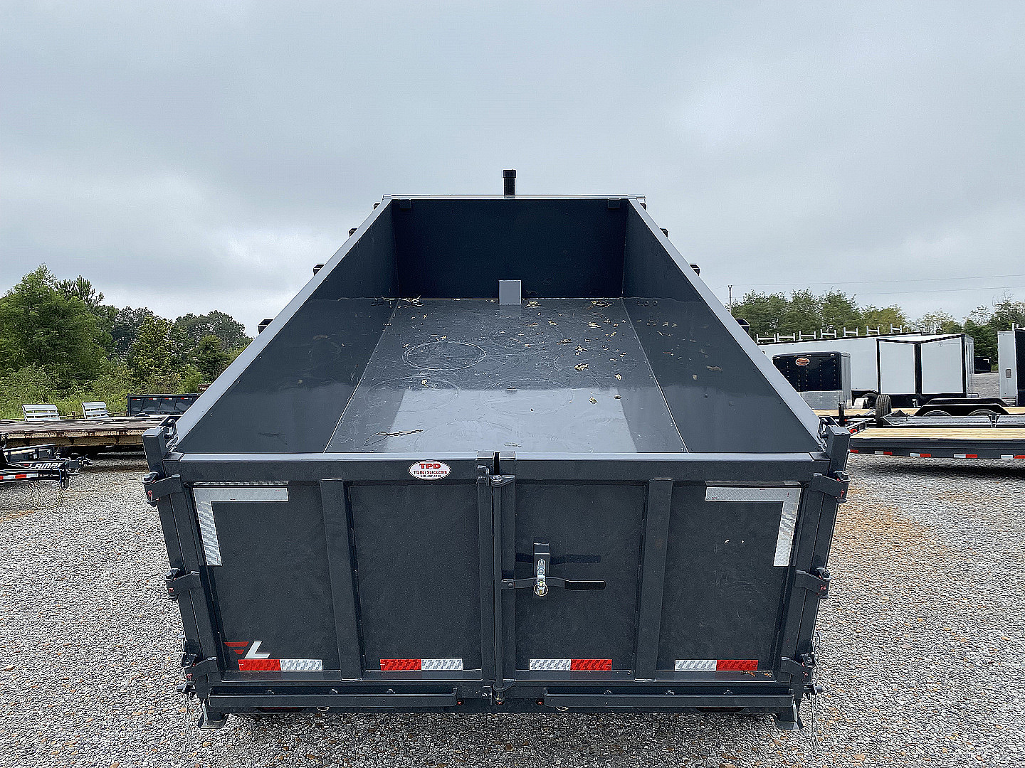 New 2026 Lamar Dump Trailer | 83" x 16' | 21K GVWR