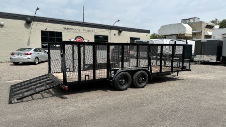 New Top Quality Top Hat 20x83 Landscape Trailer