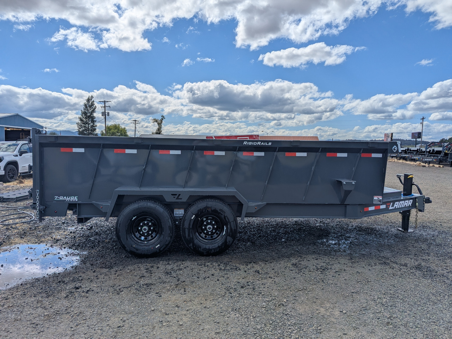 New 2025 LAMAR TRAILERS 83" x 16' -14K Dump Trailer 36" SIDES