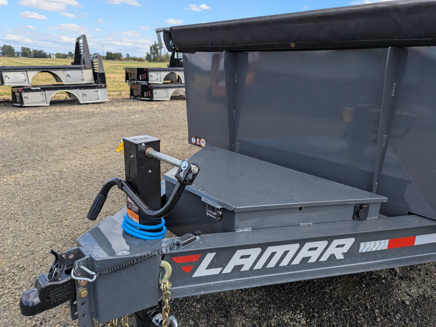 New 2025 LAMAR TRAILERS 83" x 14' - 14K Dump Trailer 36" SDIES