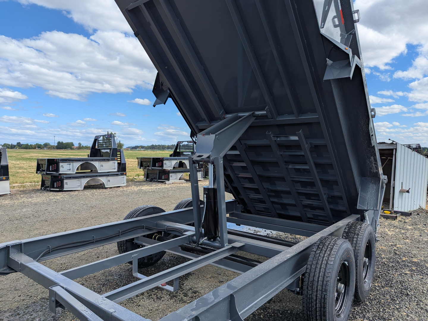 New 2025 LAMAR TRAILERS 83" x 14' - 14K Dump Trailer 36" SDIES