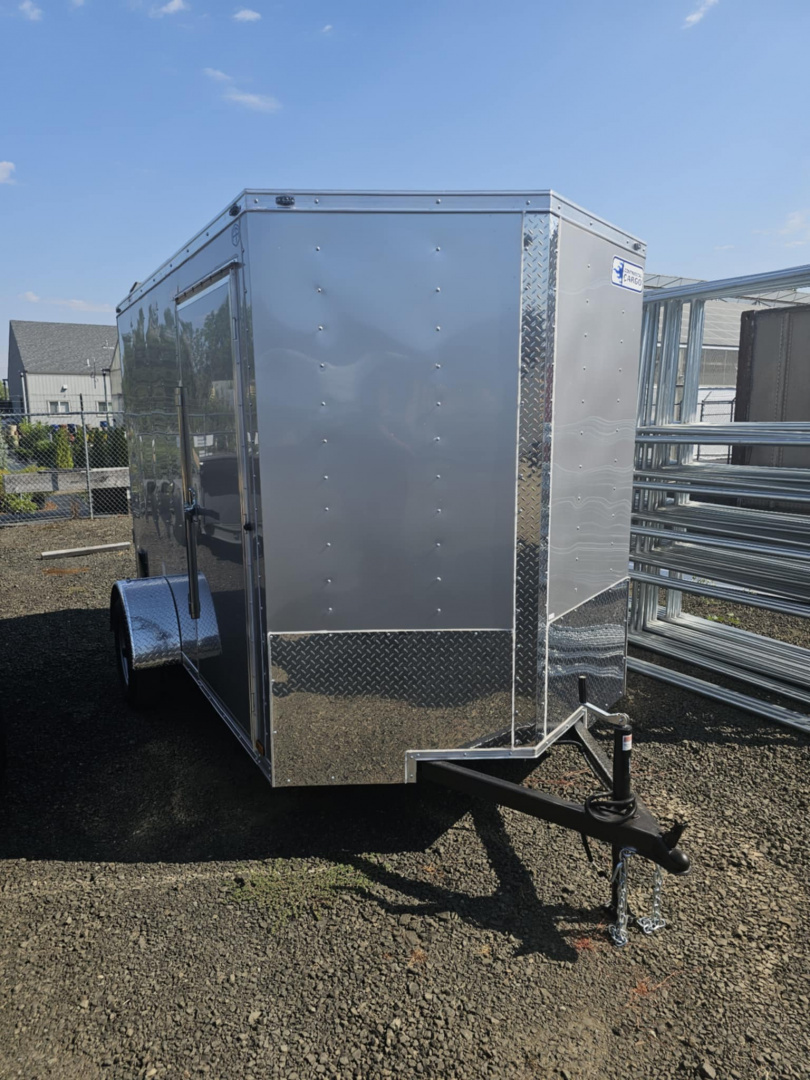 New ENCLOSED CARGO BOX 2026 CONTINENTAL VHW612SA TRAILER 6X12 DIAMOND ICE RAMP