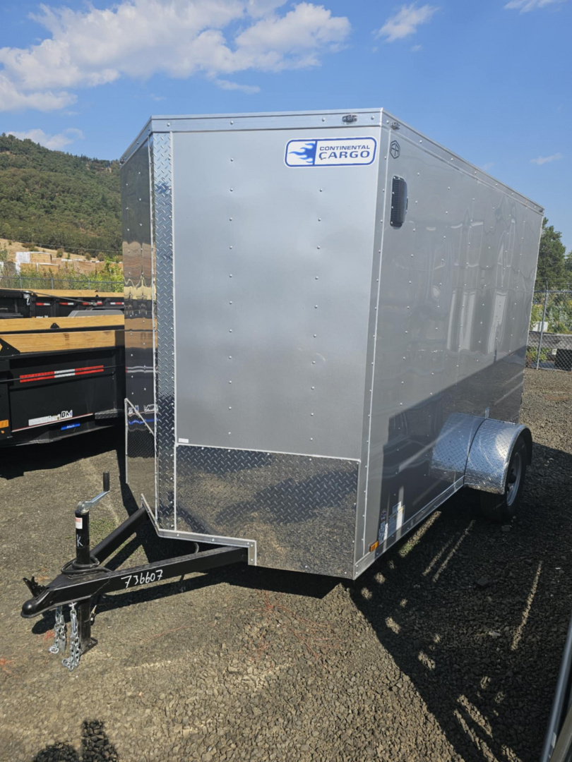 New ENCLOSED CARGO BOX 2026 CONTINENTAL VHW612SA TRAILER 6X12 DIAMOND ICE RAMP