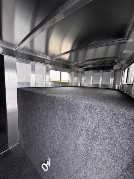 New 2026 4-Star Trailers 20' DELUXE Stock Combo Trailer