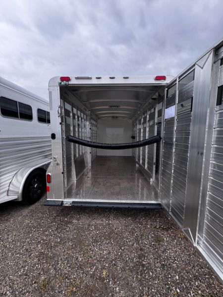 New 2026 4-Star Trailers 20' DELUXE Stock Combo Trailer