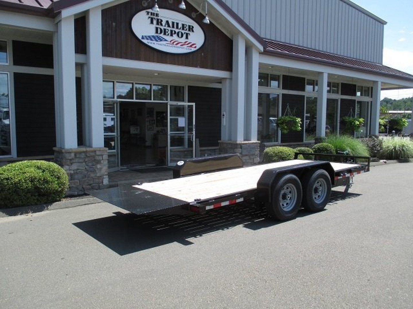 New Sure-Trac 7′ X 18′ TILT TRAILER 14K