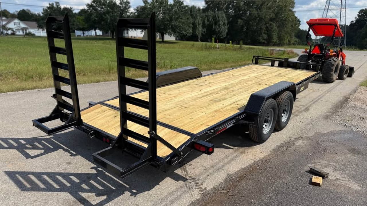 New 2025 Oak Ridge 82x22 14k Equipment Trailer