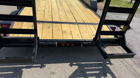 New 2025 Oak Ridge 82x22 14k Equipment Trailer