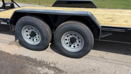 New 2025 Oak Ridge 82x22 14k Equipment Trailer