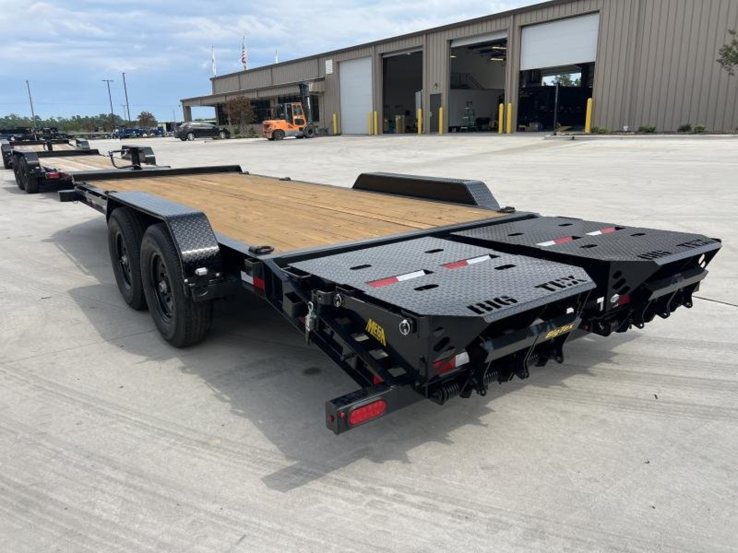 New 2024 Big Tex Trailers 14EH-7x20MR I-Beam Equipment Trailer