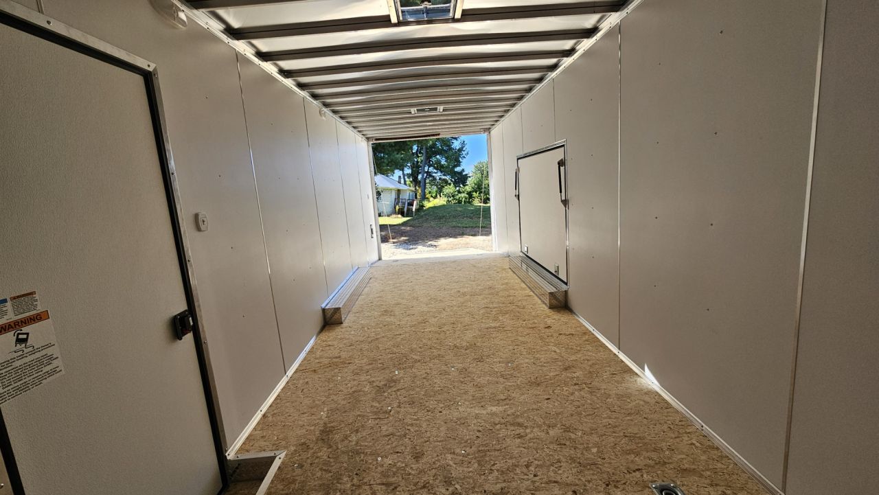 New 2026 Lightning Trailers V8.5X24TA Car / Racing Trailer