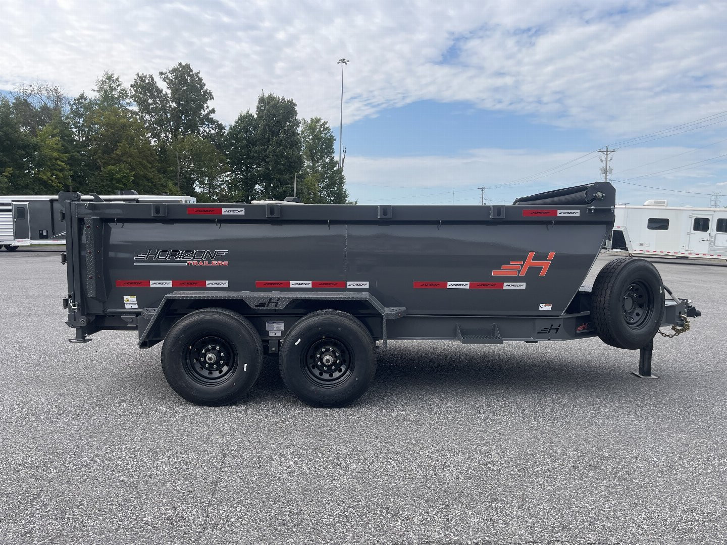 2026 Horizon photo 5