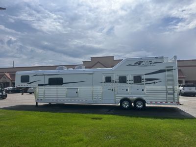 New 2026 4-Star Trailers 3H 18' Trail Boss LQ Horse Trailer