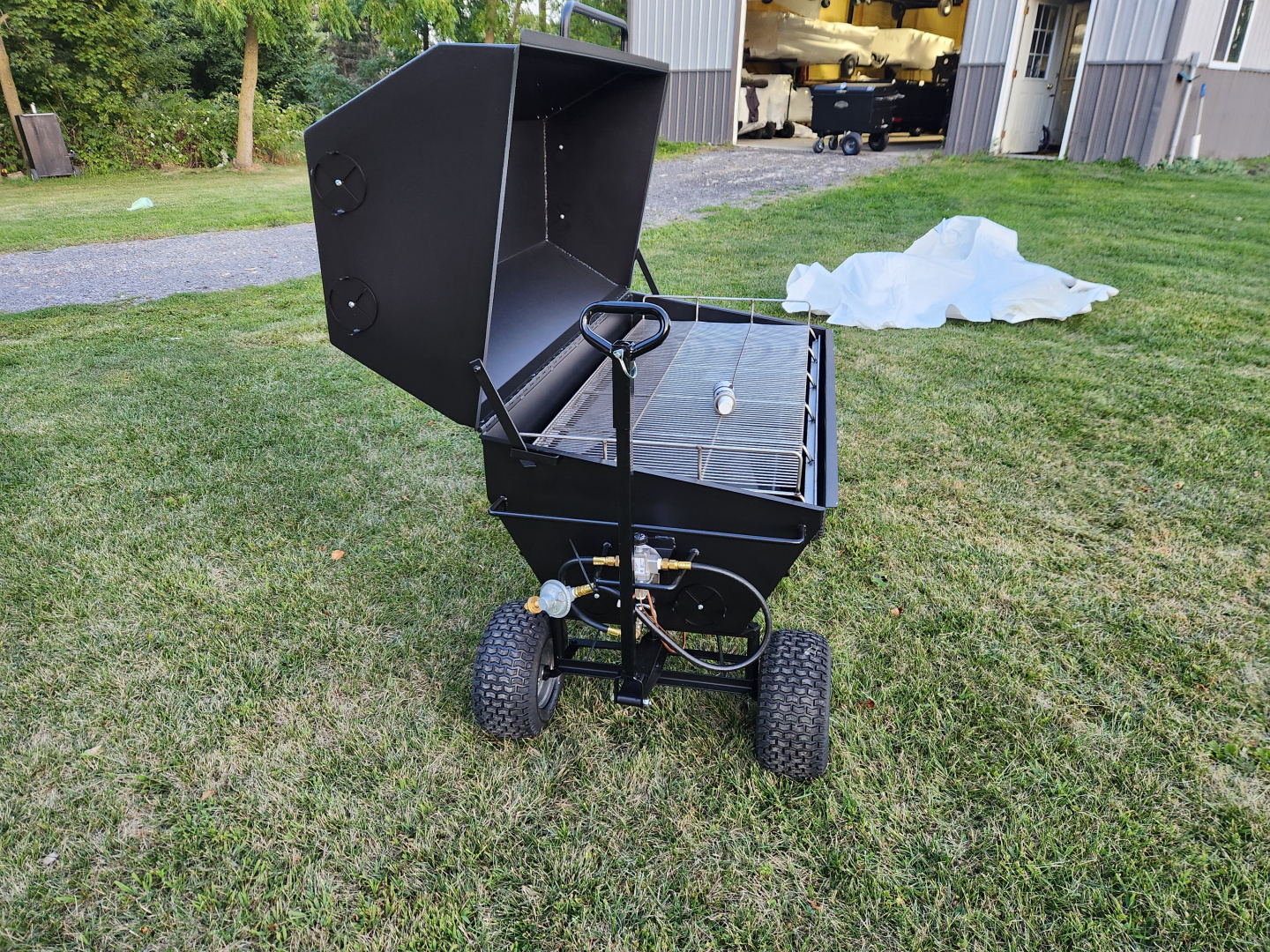 New 2026 Meadow Creek PR60 BBQ Pig Roaster