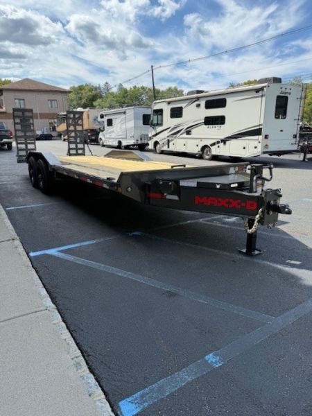 New 2026 MAXX-D H9X10224 Equipment Trailer