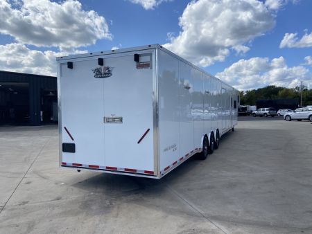New 2026 Vintage Race Trailer with Living Quarters 53'