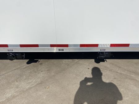 New 2026 Vintage Race Trailer with Living Quarters 53'