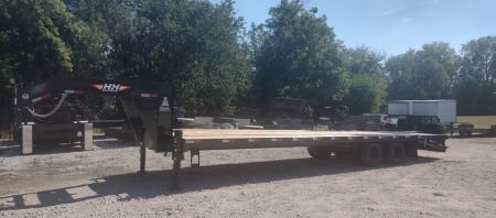 New 2026 H&H Trailers 102X25+5 HD Low Profile Dovetail Super Deluxe Ramps Gooseneck 22.5K Equipment Trailer