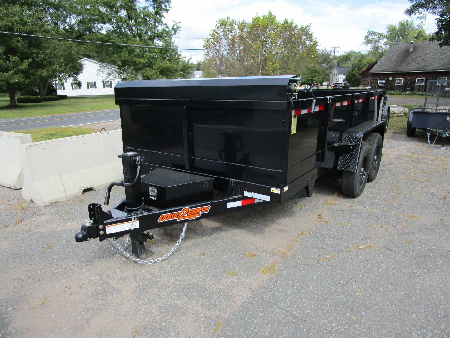 New 2026 Down 2 Earth Trailers DTE714DT7B Dump Trailer