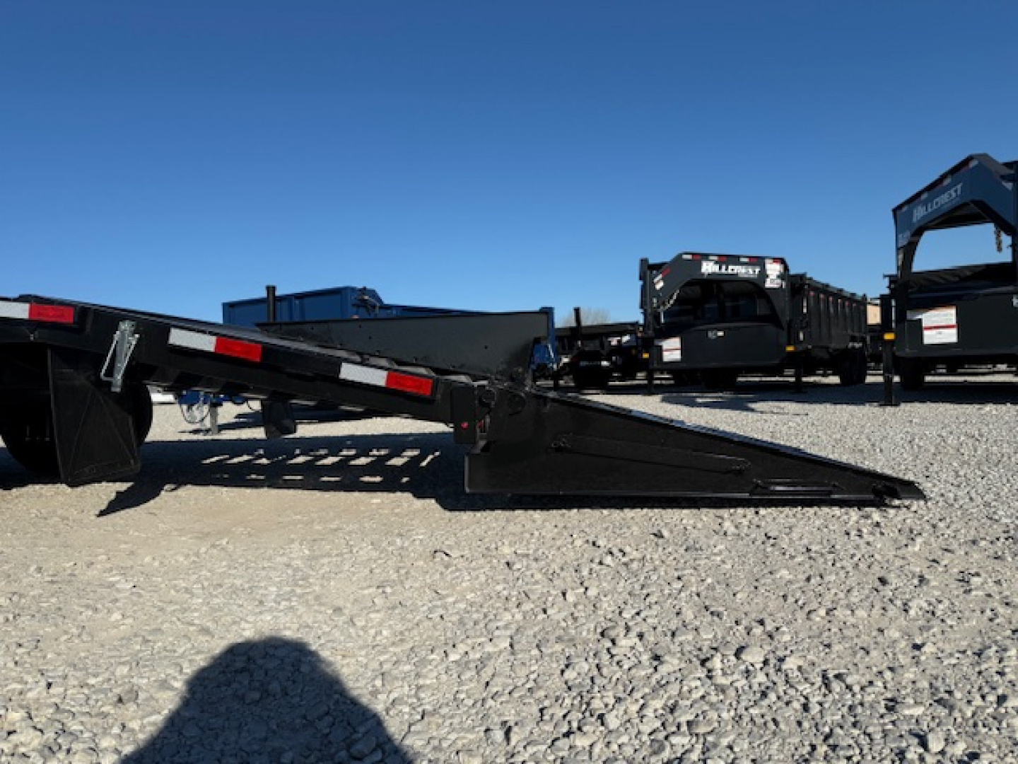 New 2026 H&H 102"x30'+5' 24k HD LowProfile Dovetail Super Deluxe Ramps Gooseneck Deckover Trailer