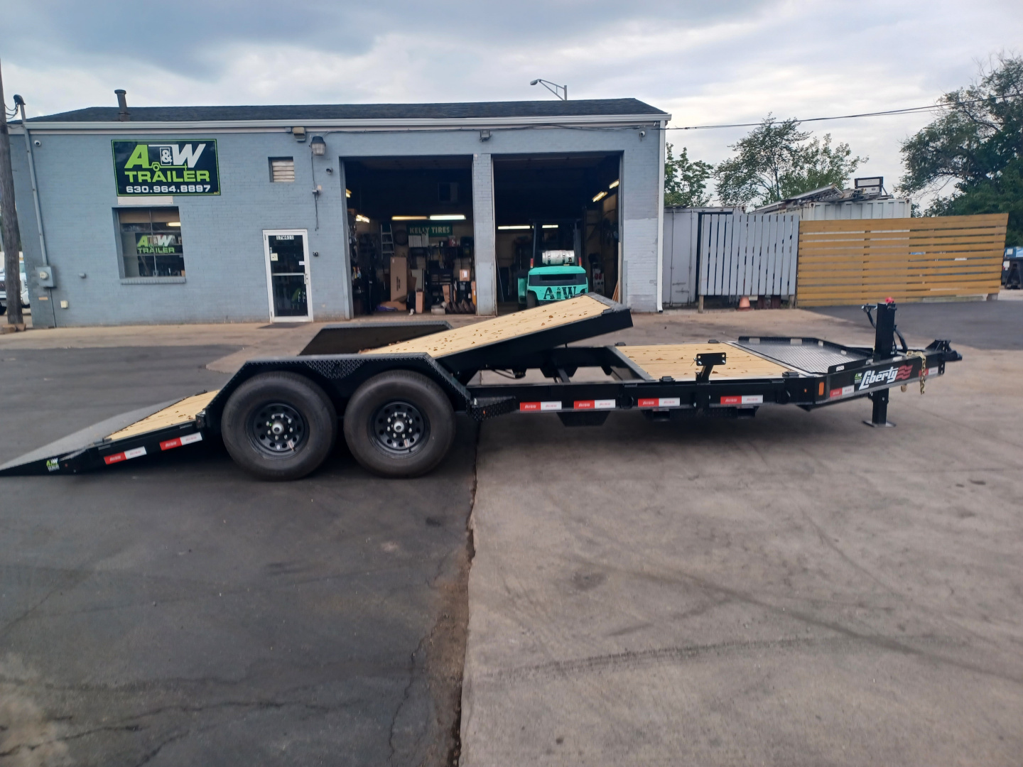 7×20 Tilt Trailer