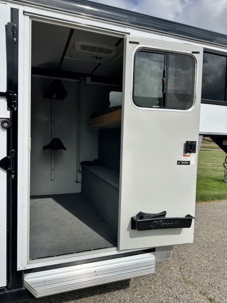 Used 2021 Hawk 2H GN Straight Load Horse Trailer