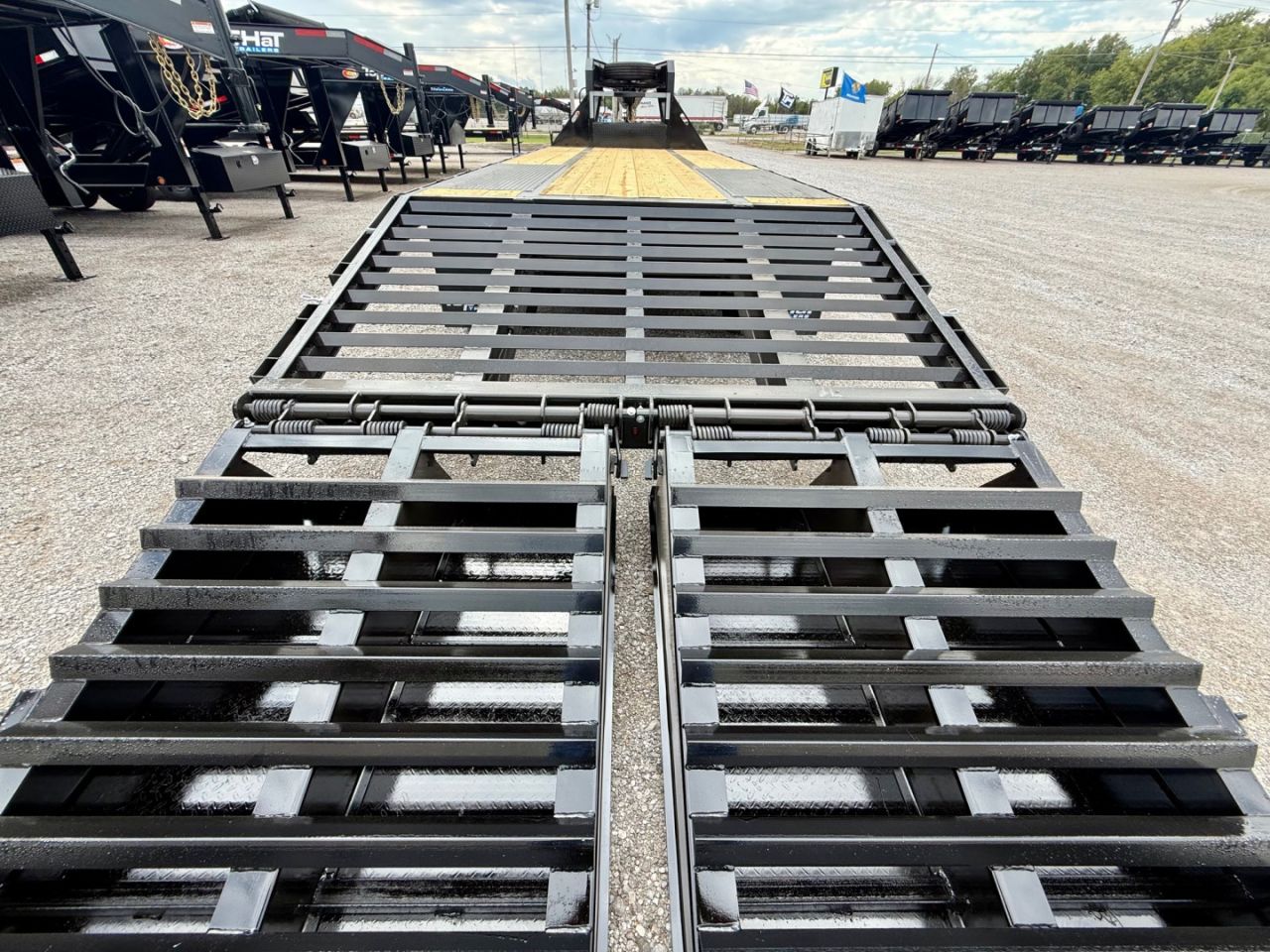 New 2026 Top Hat Trailers GN240-25x102 Flatbed Trailer w/ Jumbo Ramps & 14 Ply Upg. (20'+5')