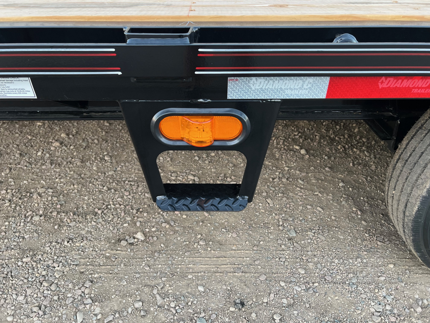 New 2026 Diamond C Trailers 25' FMAX207 Gooseneck Flatbed Trailer