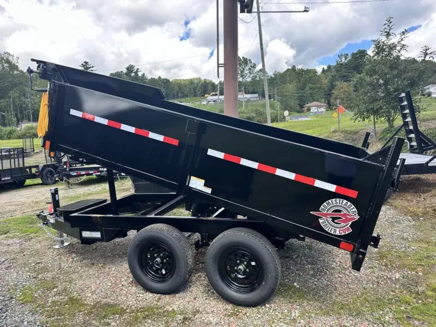 New 2026 Homesteader Trailer 610LB Dump Trailer