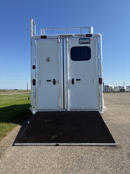 Used 2020 Cimarron 3H Bumper Pull Horse Trailer