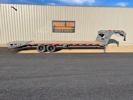 New 2026 Diamond C Trailers 28' FMAX207 Gooseneck Flatbed Trailer
