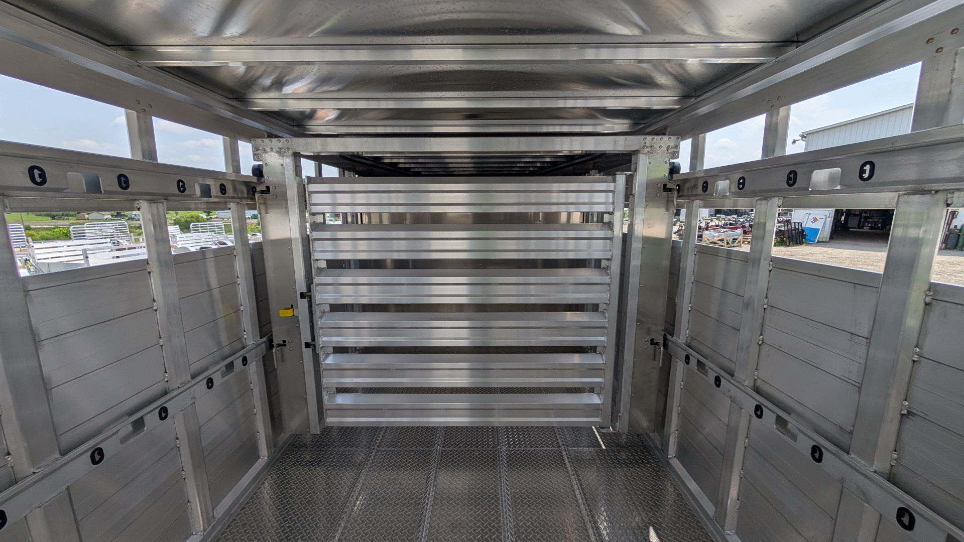 New 2026 EBY RUFF NECK 8 x 26 Gooseneck Aluminum Stock Trailer