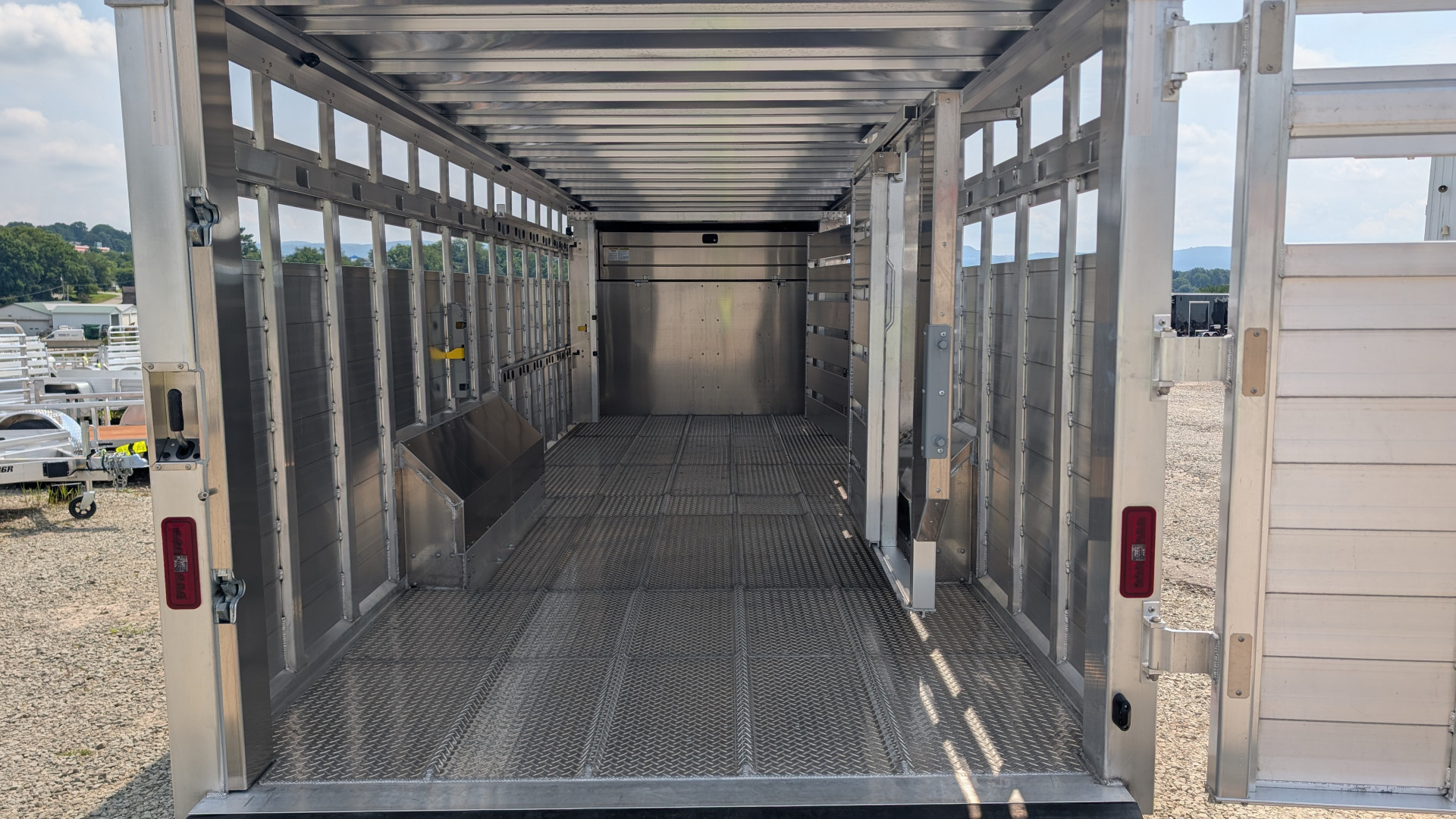 New 2026 EBY RUFF NECK 8 x 26 Gooseneck Aluminum Stock Trailer