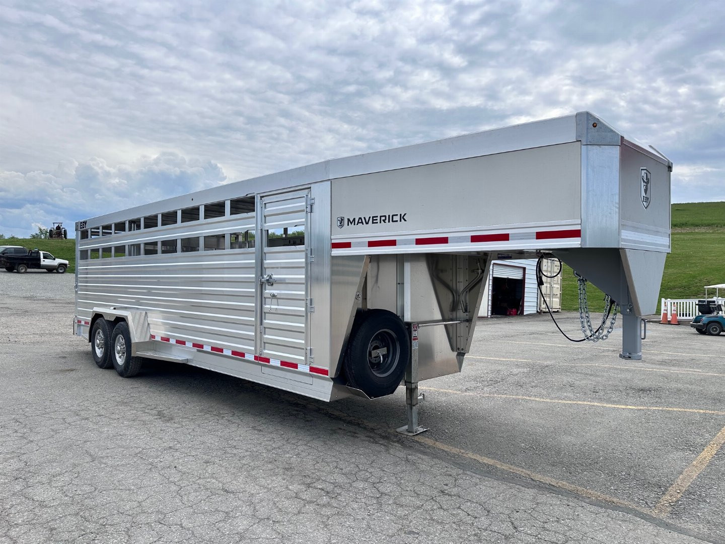 New 2026 EBY MAVERICK 24' Gooseneck Aluminum Stock Trailer w/ Rolling Gate