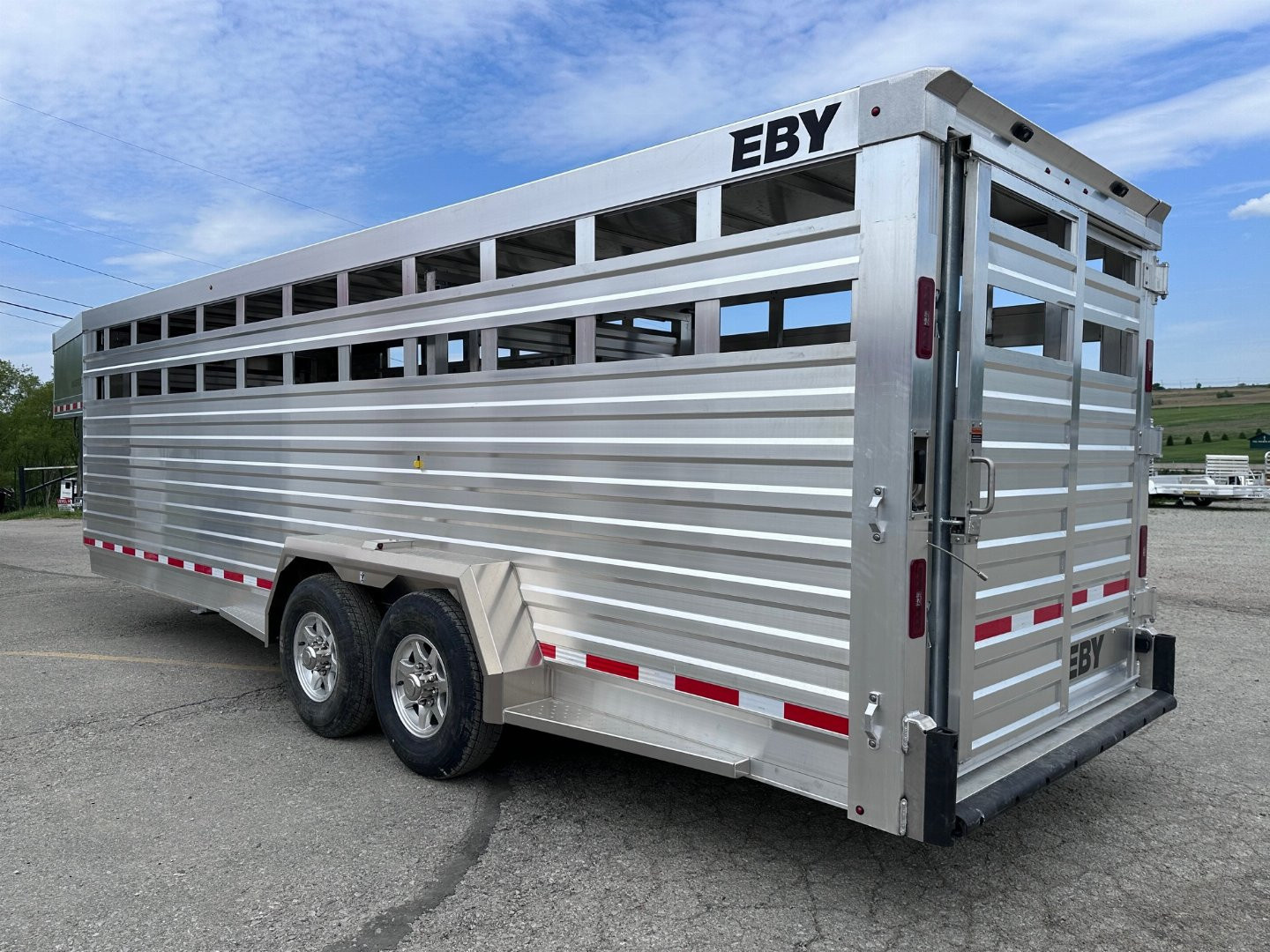 New 2026 EBY MAVERICK 24' Gooseneck Aluminum Stock Trailer w/ Rolling Gate