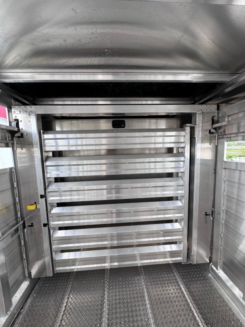 New 2026 EBY MAVERICK 24' Gooseneck Aluminum Stock Trailer w/ Rolling Gate