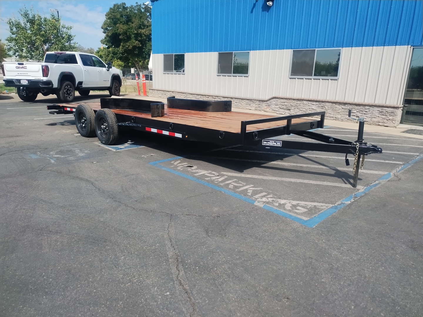 New 2026 TRU 7'x20' Dovetail/Straight Deck Removable Fenders Car Hauler 7k GVWR