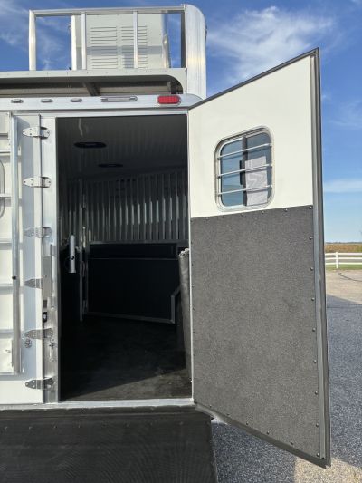 New 2026 4-Star 3H 14'3" Trail Boss LQ Horse Trailer
