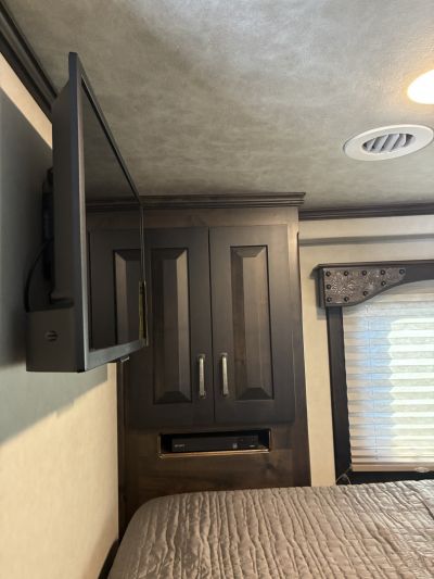New 2026 4-Star 3H 14'3" Trail Boss LQ Horse Trailer