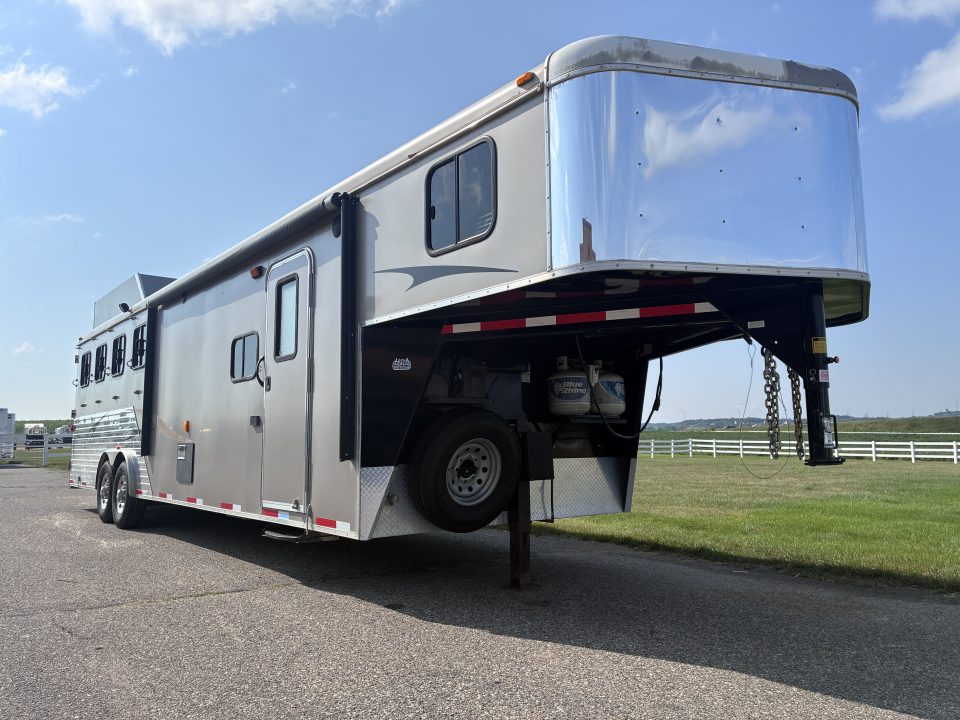 Used 2014 4H Bison Coach 12' LQ Horse Trailer