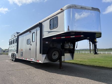 Used 2014 4H Bison Coach 12' LQ Horse Trailer