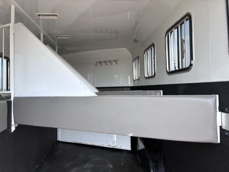 Used 2014 4H Bison Coach 12' LQ Horse Trailer