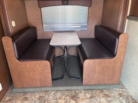 Used 2014 4H Bison Coach 12' LQ Horse Trailer