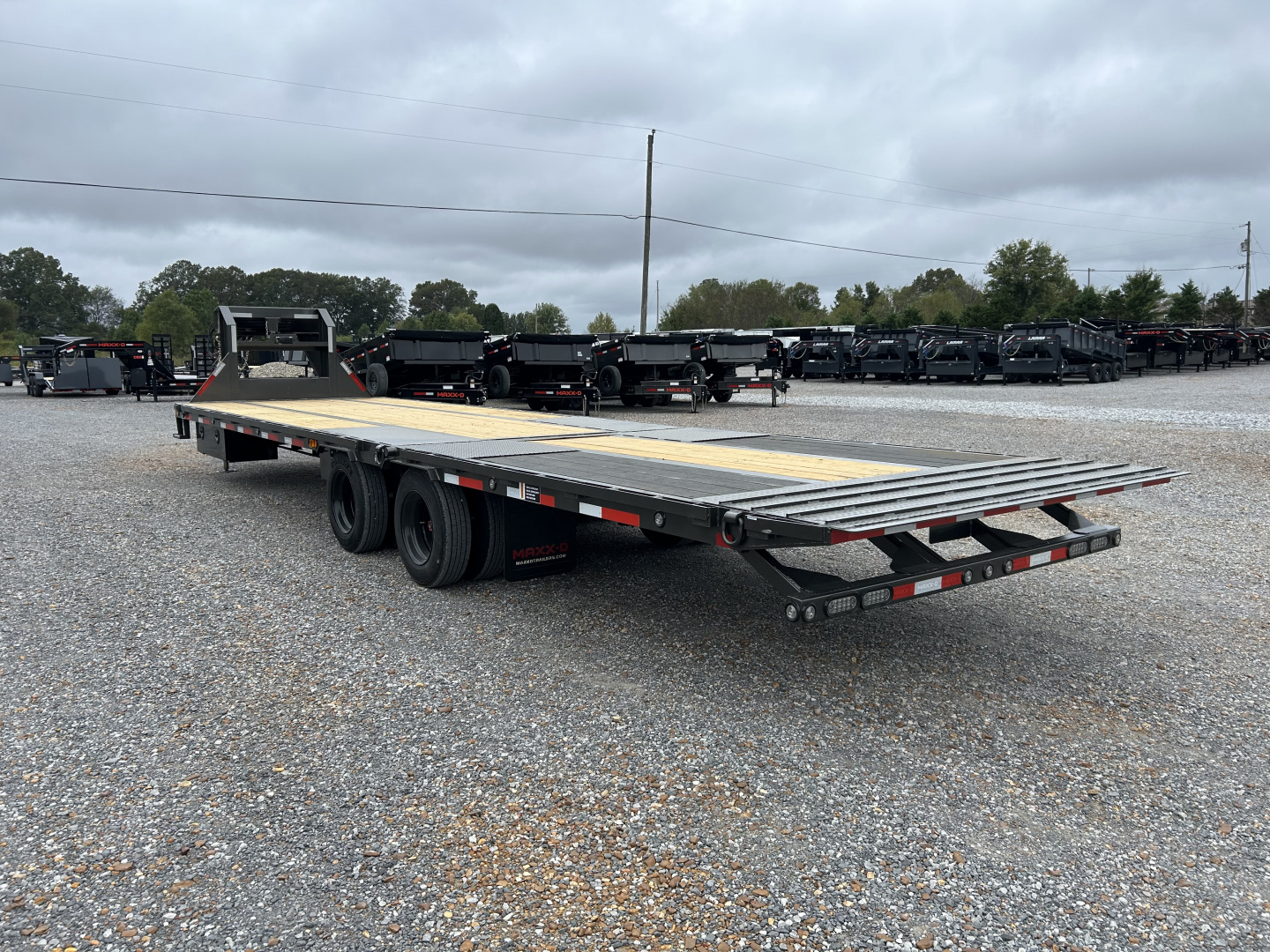 New 2026 MAXXD Gooseneck Trailer | 32' x 102' 30K GVWR