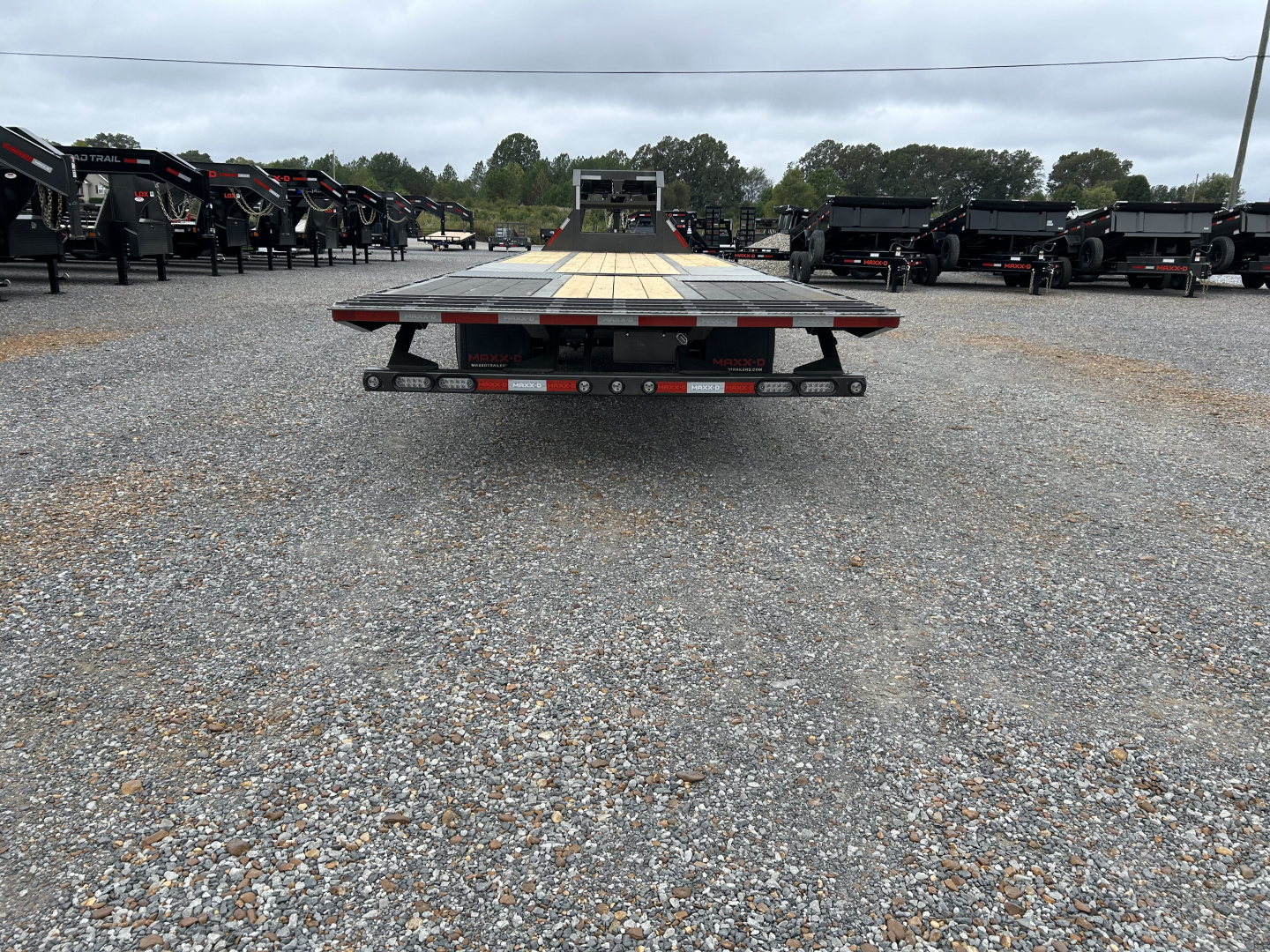 New 2026 MAXXD Gooseneck Trailer | 32' x 102' 30K GVWR