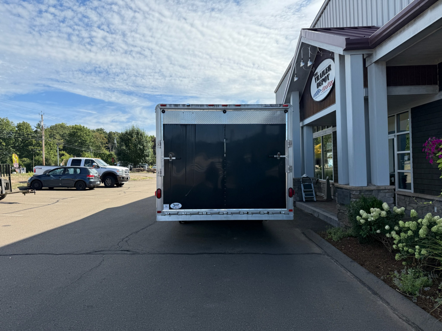 Used Featherlite 8'6" x 22' + 6' V-Nose Snowmobile Trailer 7K