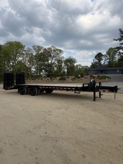 New 2026 Iron Bull FLP Series 102"x25' / 2-10,000# Electric Brake Axles / 16" Dual Wheels / 5' Rampage Ramps / Deckover Trailer / Dual 12k set back jacks